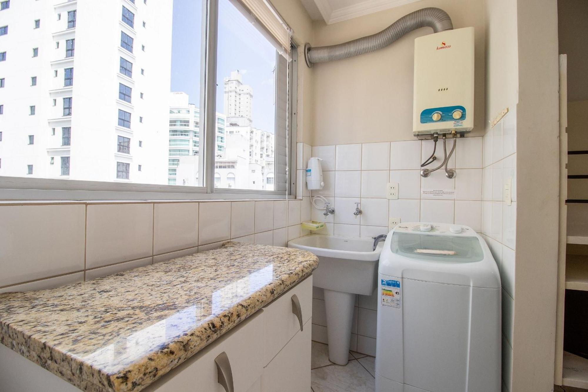 CRM71 - 3 Dorm, Centro, Próximo ao Shopping Atlântico, TV Smart, Garagem, Wi-Fi Balneario Camboriu Exterior foto